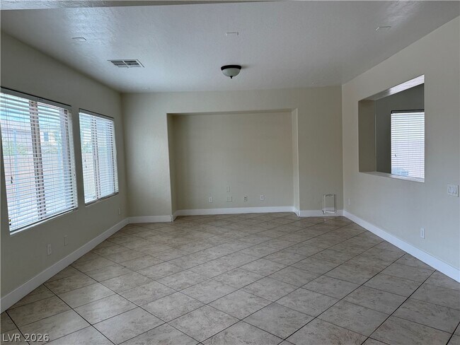 Building Photo - 7682 W Diablo Dr