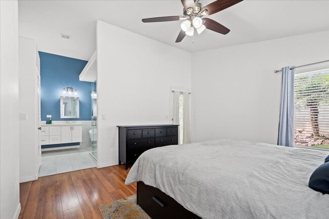 Building Photo - Beautiful Bright 3 Bedroom Single Story Home with Expansive Kitchen and Gorgeous Backyard