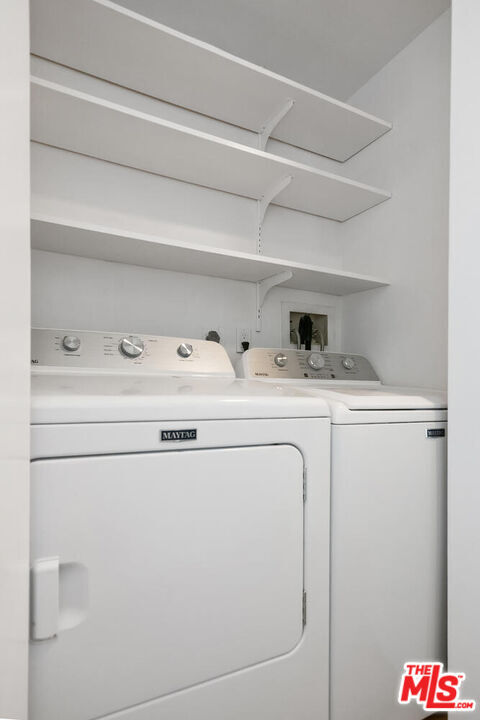 Building Photo - 2102 Century Park Ln