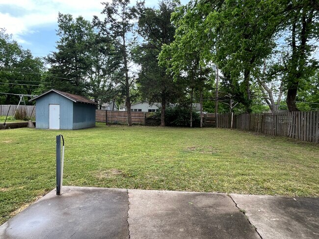 Backyard - 2129 W Arrowhead Dr
