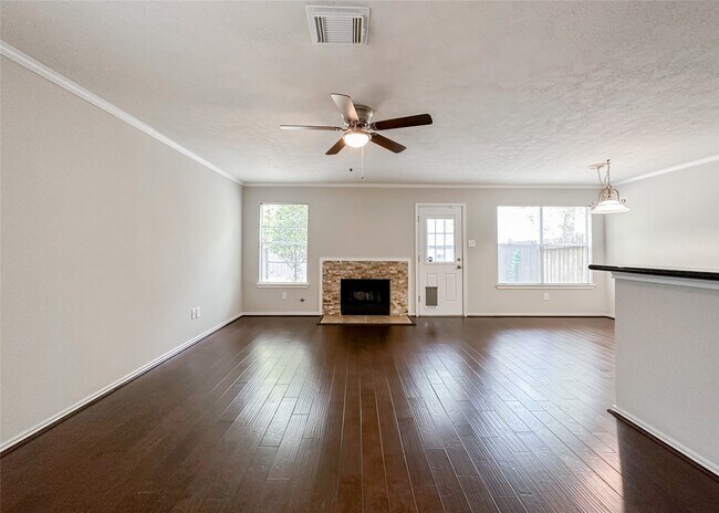 Building Photo - 131 Anise Tree Pl