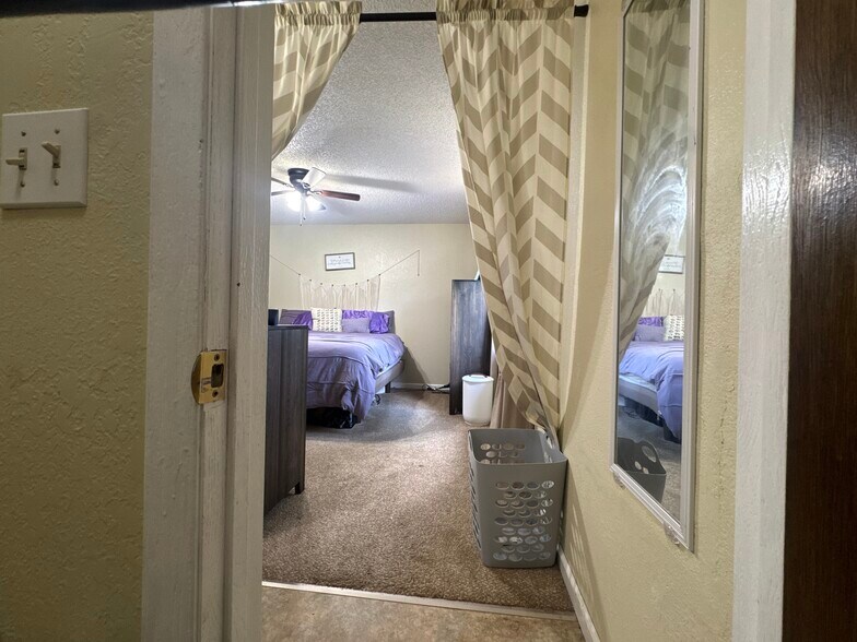 Building Photo - 3685 Deep Haven Dr
