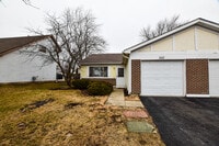 Building Photo - 3447 Fox Hill Rd