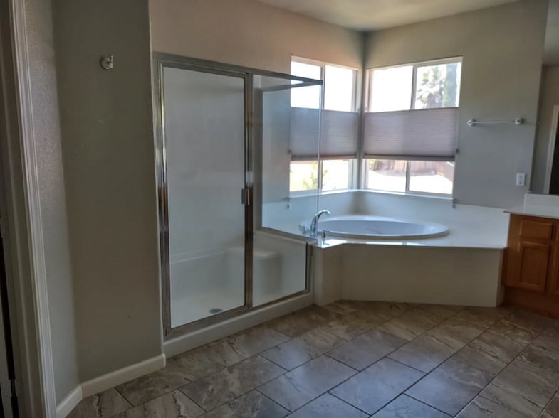 Building Photo - 5069 Wilmont Ct