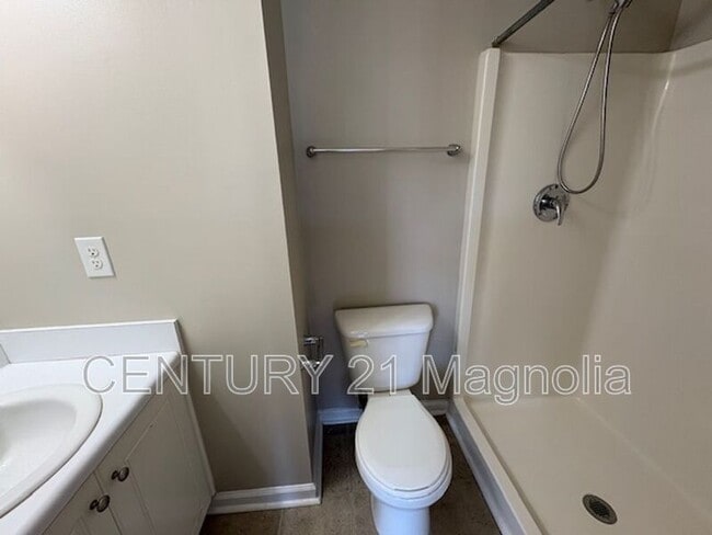 Building Photo - 1015 Micah Terrace