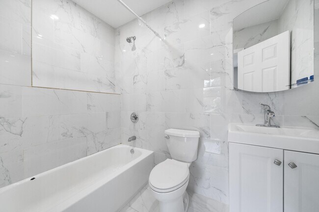 Building Photo - 42 Wildey St