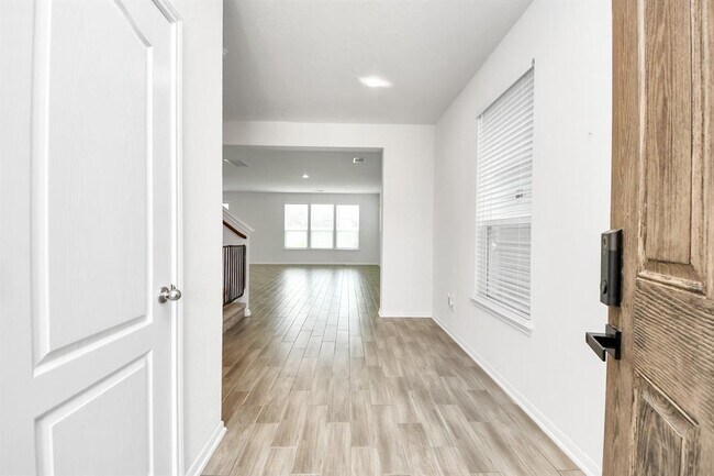 Building Photo - 17314 Rock Willow Ln