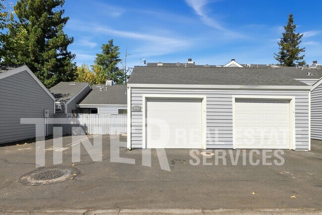Building Photo - 5943 Main Ave