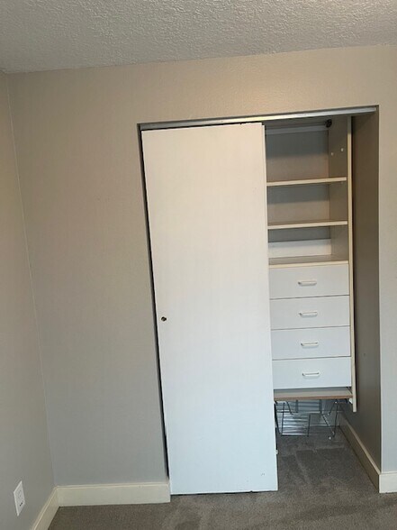 Building Photo - 16062 SW Red Clover Ln.