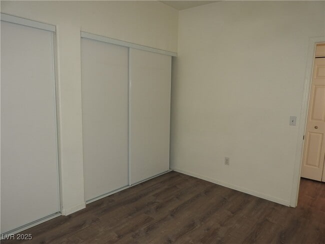 Building Photo - 9470 Peace Way