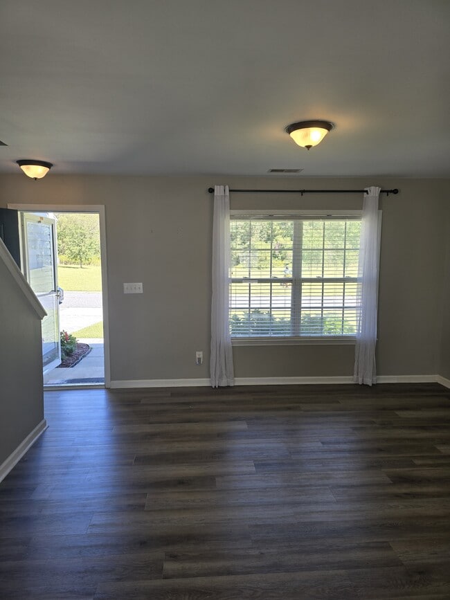 Building Photo - 1415 Cold Creek Pl