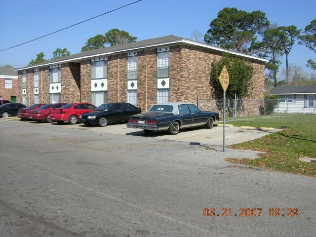 Primary Photo - Ashley Square Apartments