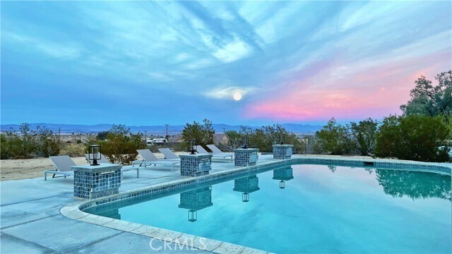Building Photo - 70410 Cottonwood Dr