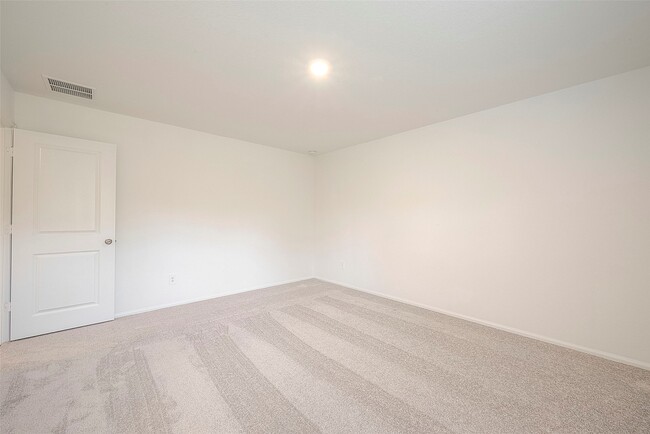 Building Photo - 1491 Las Cuevas Dr