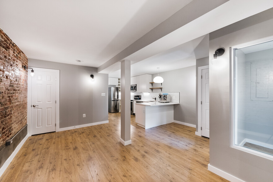 Dining/Living Room looking into kitchen - 523A Irving St NW