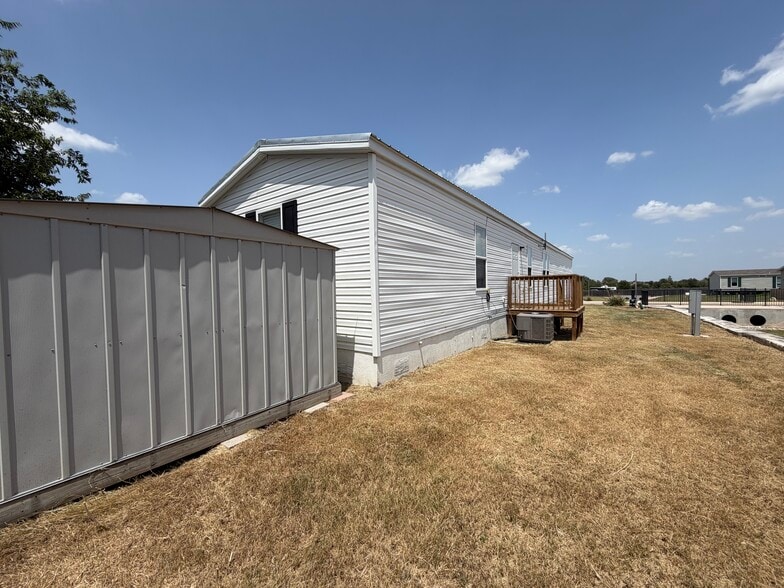 Building Photo - 408 Alabama Trl