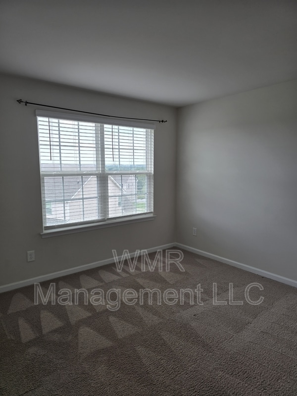 Building Photo - 7270 Waterwheel St SW