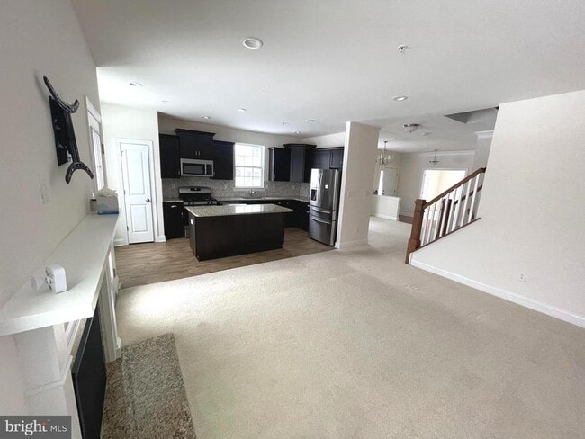 Building Photo - 365 W Boulder Dr