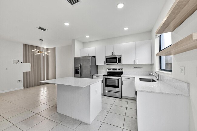 Building Photo - 13234 SW 285th St