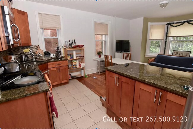 Building Photo - 238 S 45th St