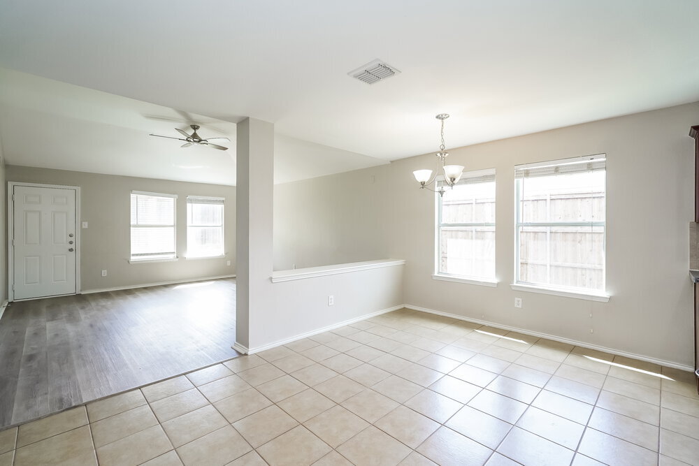 Building Photo - 110 Comanche Trail