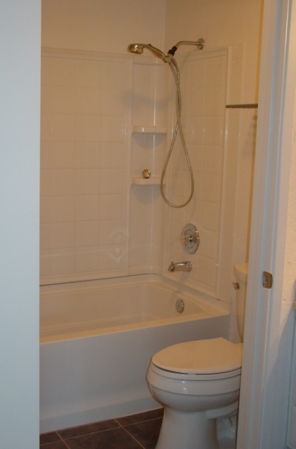 Building Photo - Scripps Ranch - Remodeled 1BR Condo - Lowe...