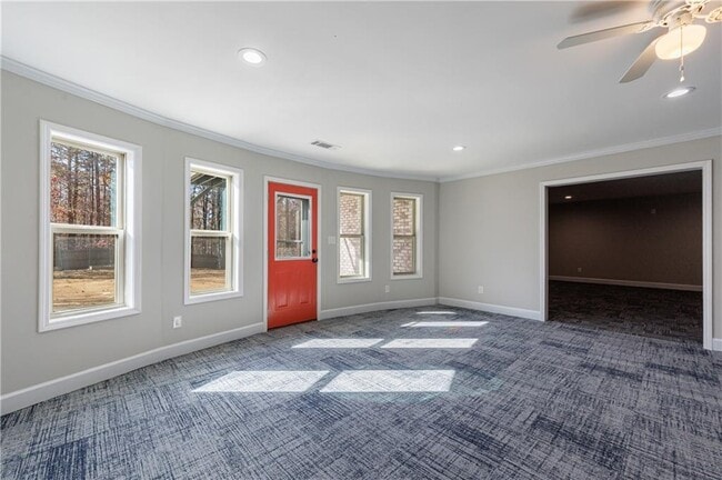 Building Photo - 11 Autumn Wood Dr