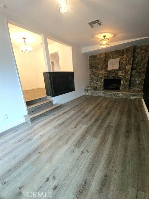 Building Photo - 17423 Burbank Blvd