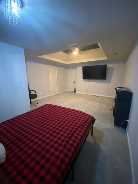 Building Photo - 1592 Pressley Ln