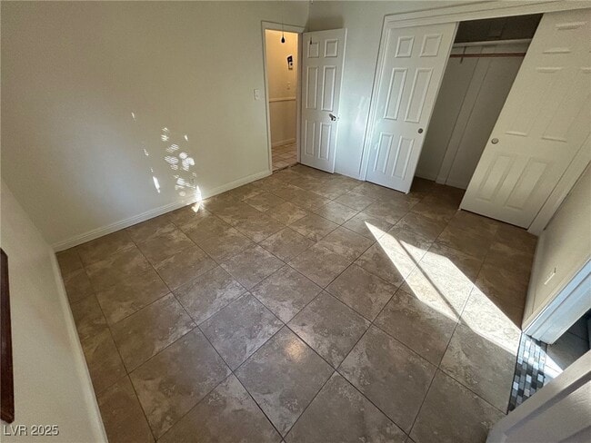 Building Photo - 113 Cedar St