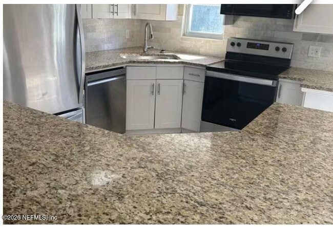 Building Photo - 11666 Starfish Ave