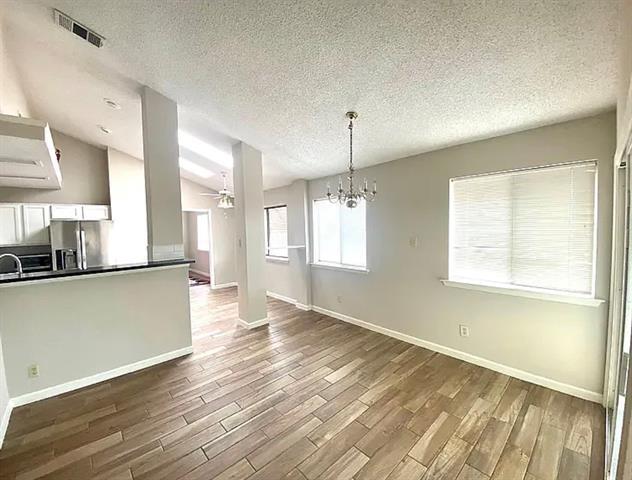 Building Photo - 2614 Timberview Cir