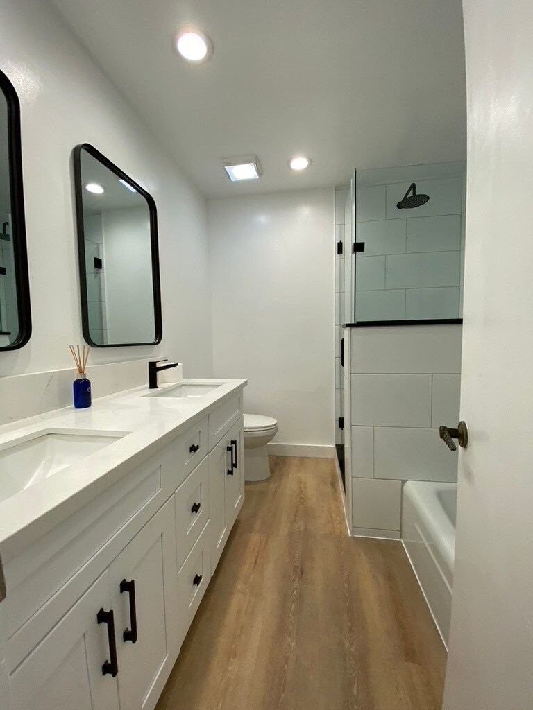 Fully renovated bathroom - 1203 N Sweetzer Ave