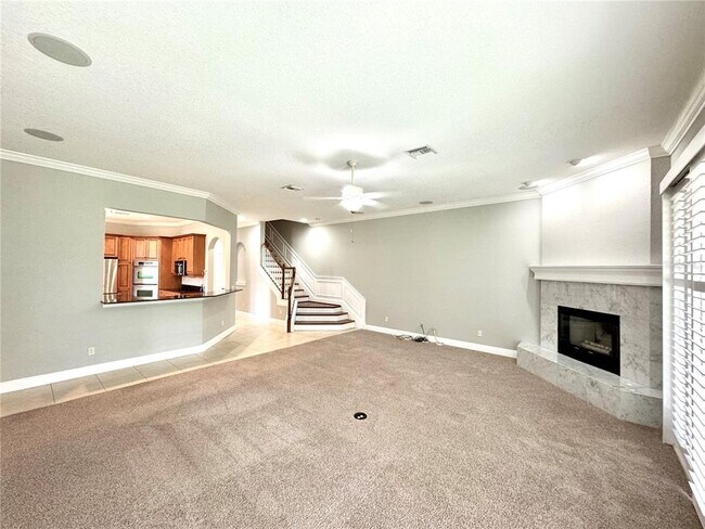 Building Photo - 601 Saxony Blvd
