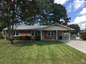 Building Photo - 3/2 House in Garden Lakes $1,395