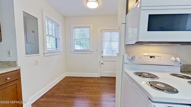 Building Photo - 1651 Flagler Ave