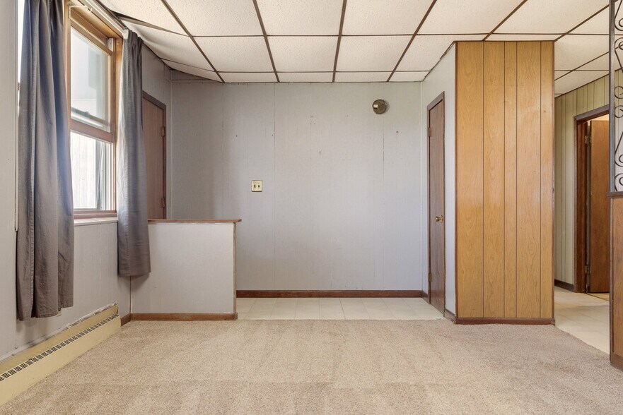 Building Photo - 13979 Fedora Rd