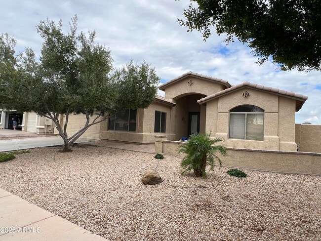 Building Photo - 4484 E Redfield Ct