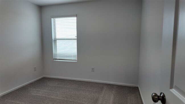 Building Photo - 15027 Rustic Moon Rd