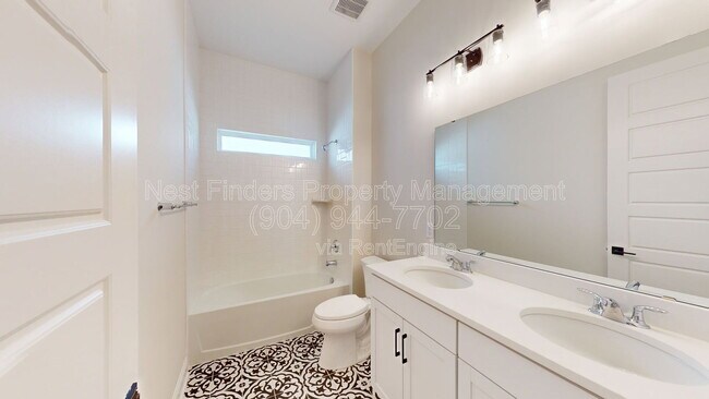 Building Photo - 248 Daymark Ln