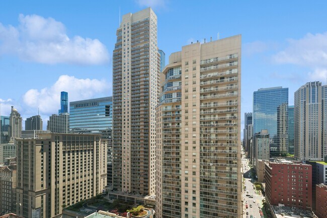 Building Photo - 33 W Ontario St