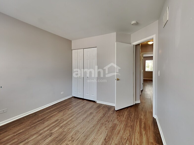 Building Photo - 300 Annandale Dr
