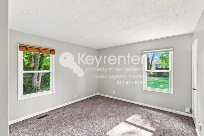 Building Photo - 3710 Chateau Ct