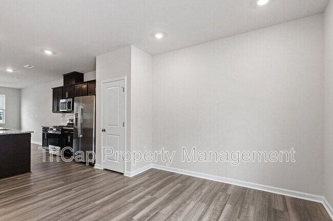 Building Photo - 328 Hemley Trl