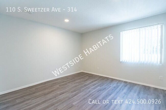 Building Photo - 110 Sweetzer Ave