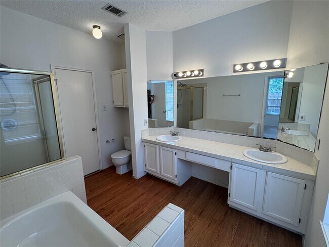 Building Photo - 3131 Georgia Pine Dr