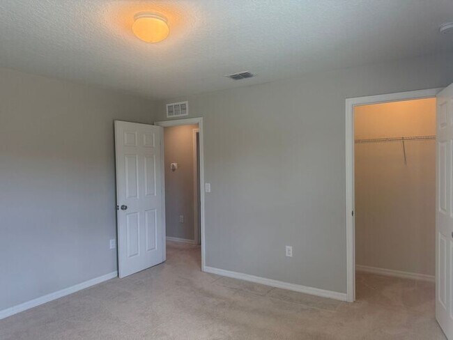 Building Photo - Beautiful and spacious Home in East Lake Preserve, Kissimmee