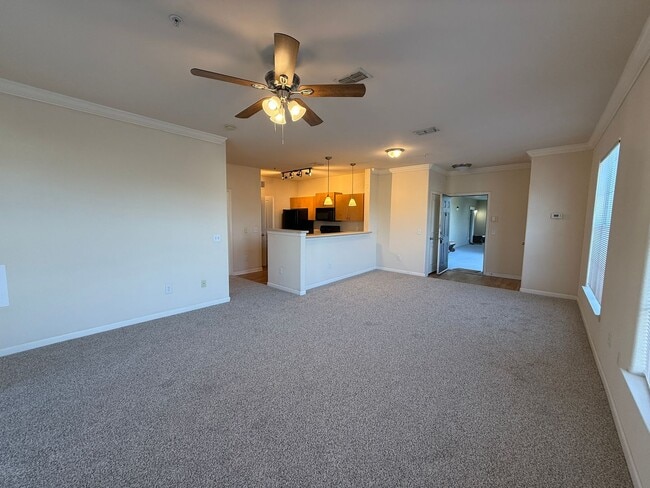 Building Photo - Bright & Comfortable 1-Bedroom Apartment in Gated Community