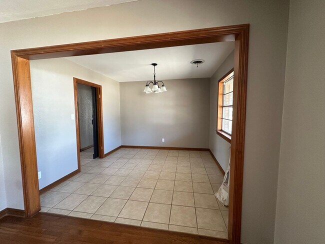 Building Photo - **COMING SOON ON JULY 1ST, 2026** Introducing a charming 3-bedroom, 2.5-bathroom home located in ...