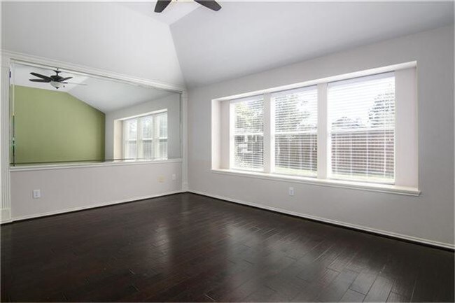 Building Photo - 22702 Shannon Falls Ct